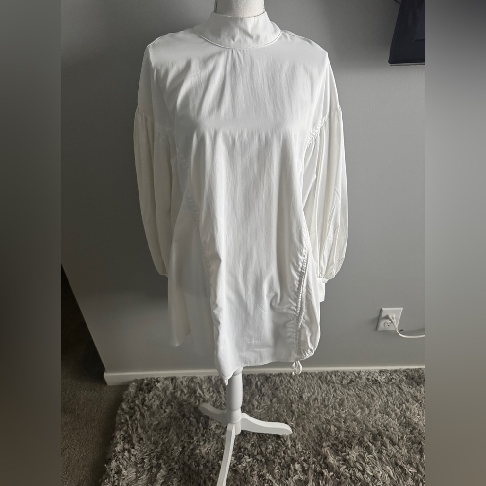 Deviate White Blouse Size One Size